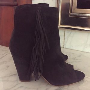 Dolce Vita Black Open Toed Fringe Booties Size 10